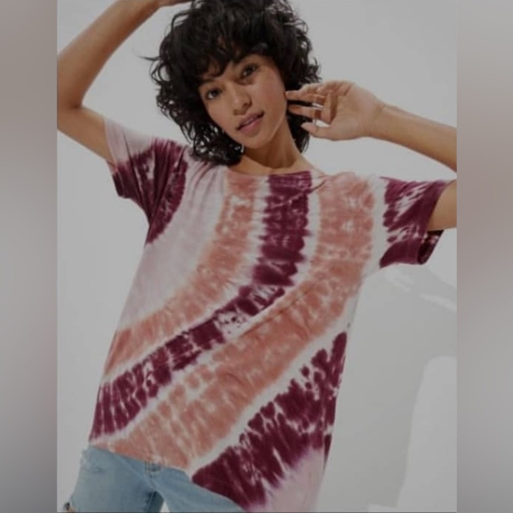 American Eagle Outfitters Soft and Sexy Tie-Dye Short Sleeve Top